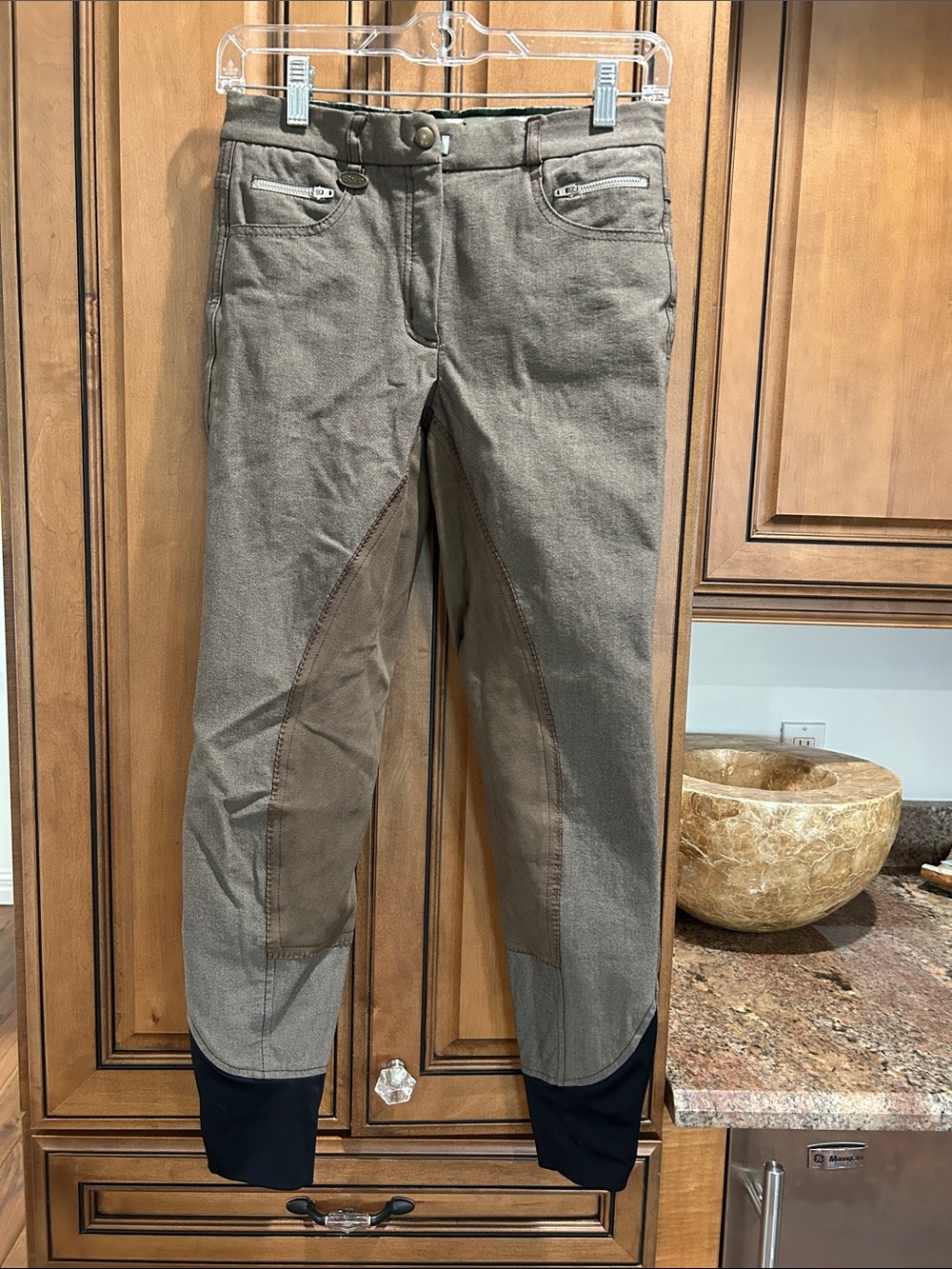 USG slim horse Riding-Style Skinny Pants in brown with Black Ankles